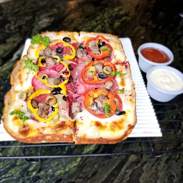 تصویر میت سالامی